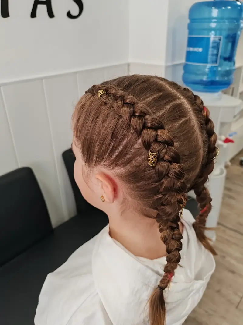 Trenzas, Sara Corona peluquería Castelldefels